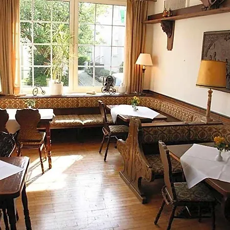 Diening 3* Essen